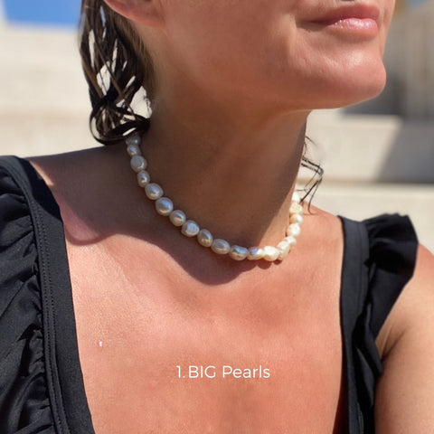 Jewellery-trends-2023-no-one-big-pearls-especially-baroque-pearls