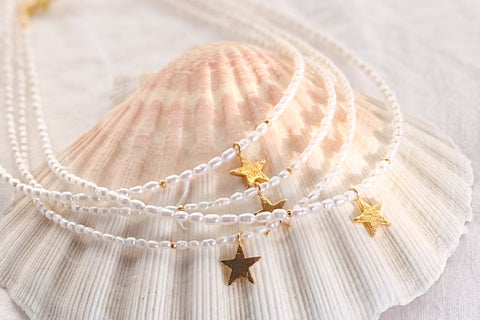 The RAW Copenhagen Boho Shine Pearl Choker with rice freshwater pearls