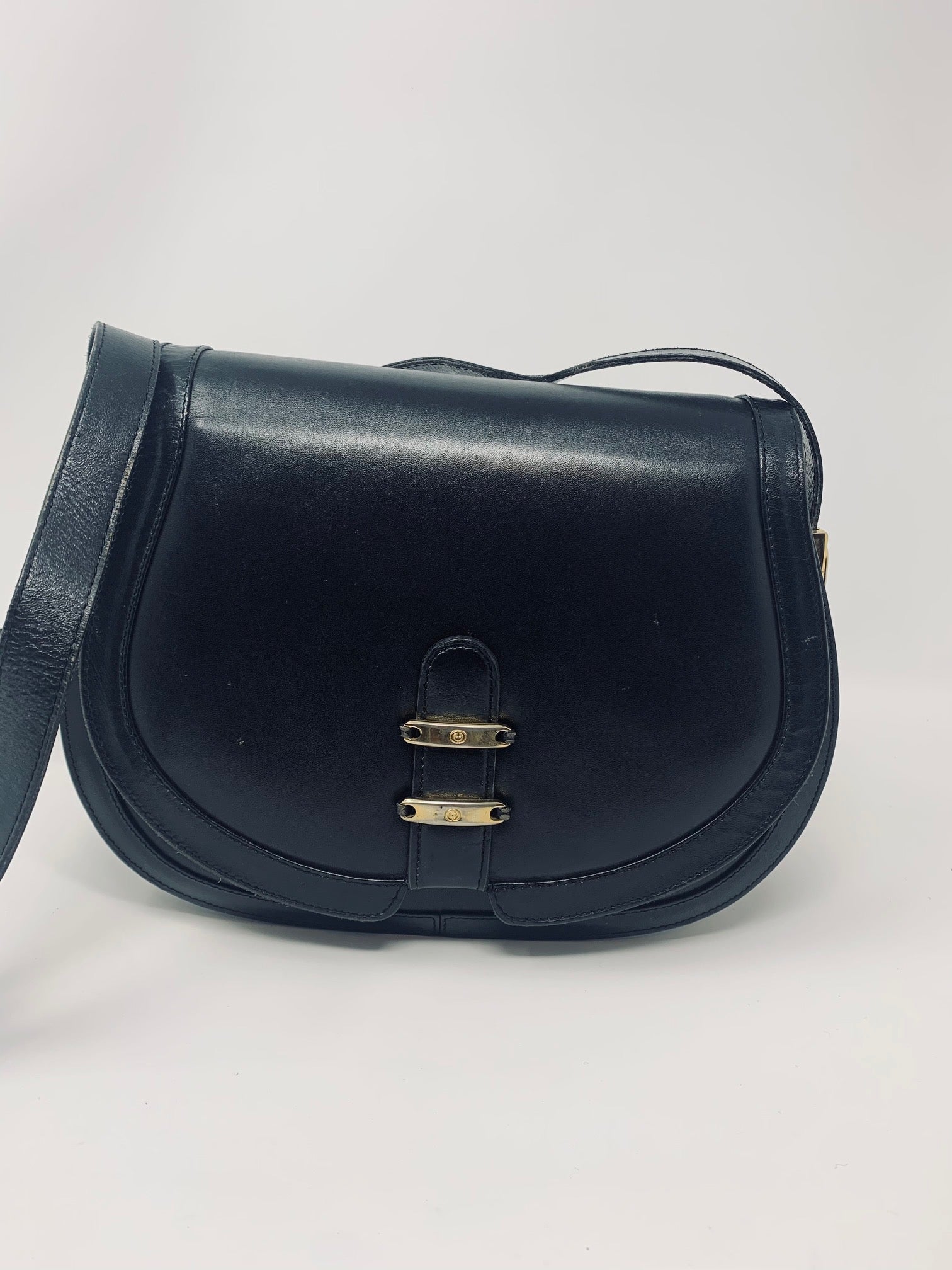 gucci black saddle bag