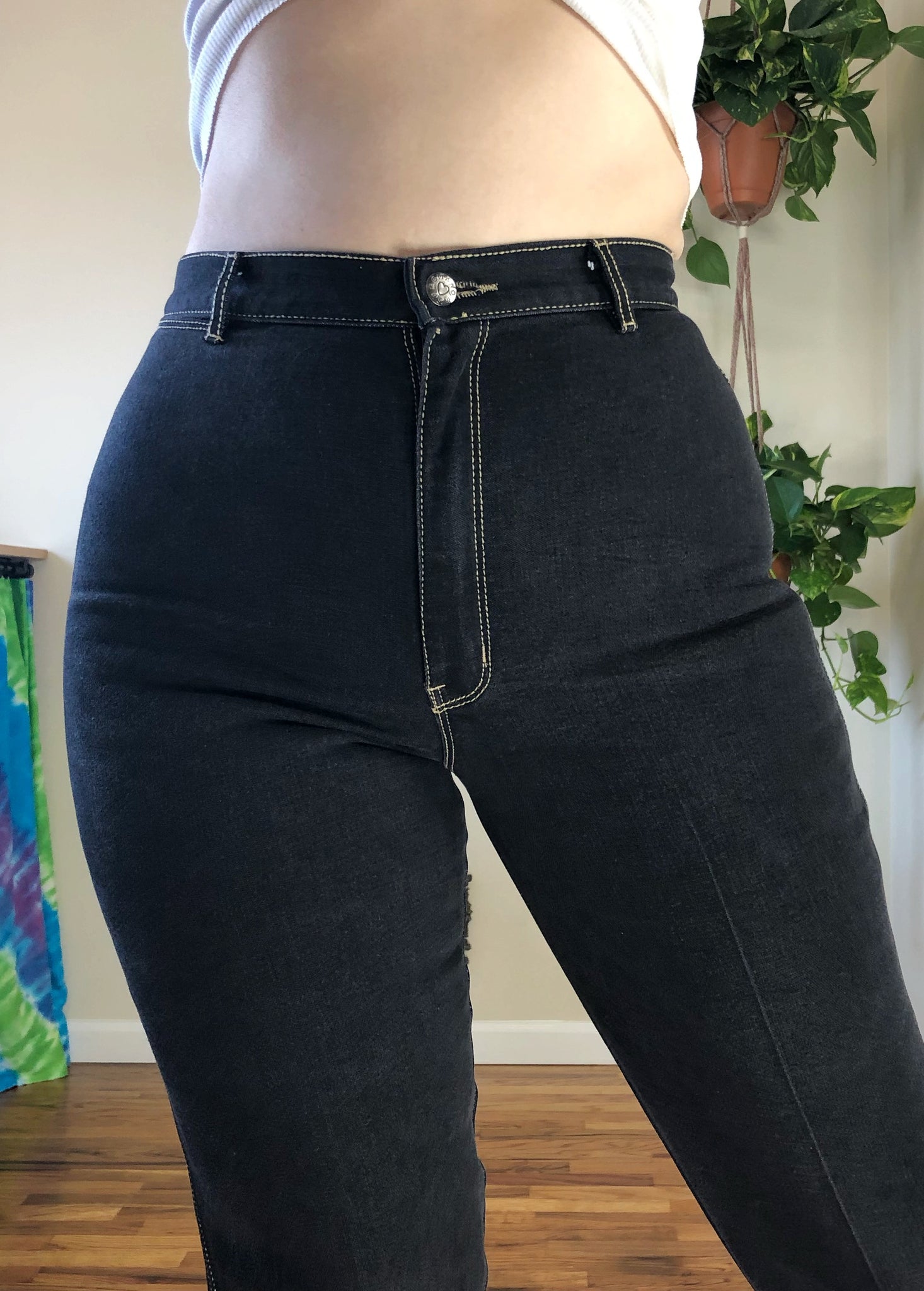 tight 80s jeans