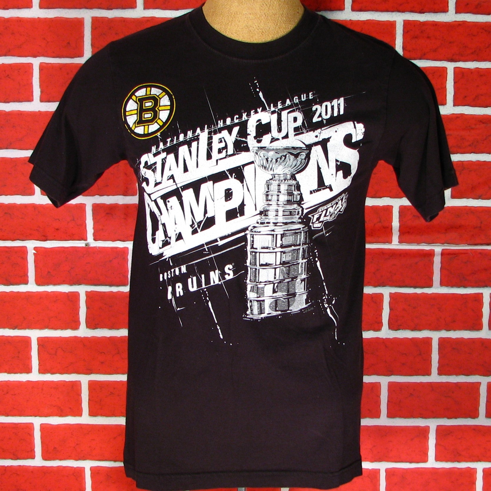 bruins stanley cup sweatshirt