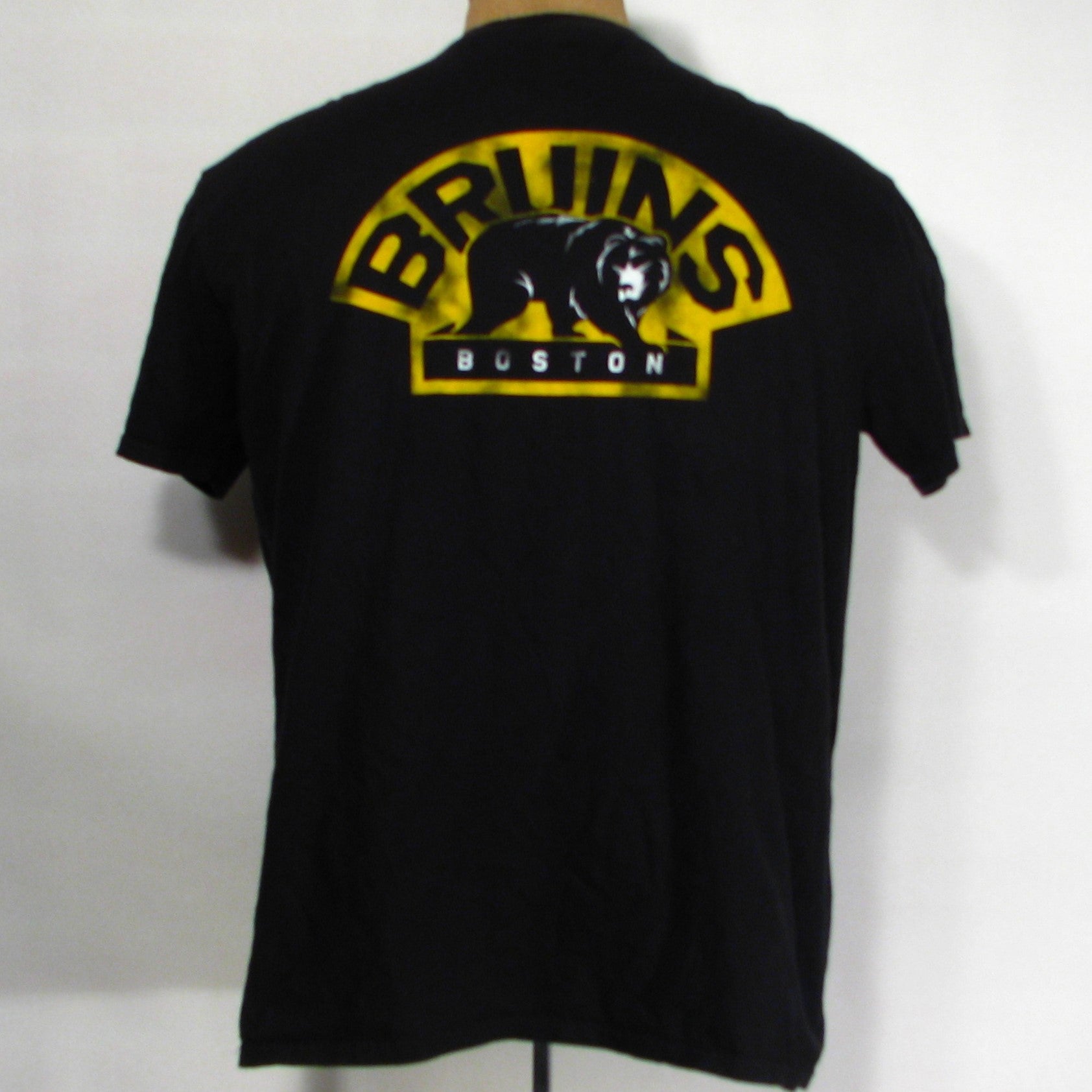 bruins t shirt