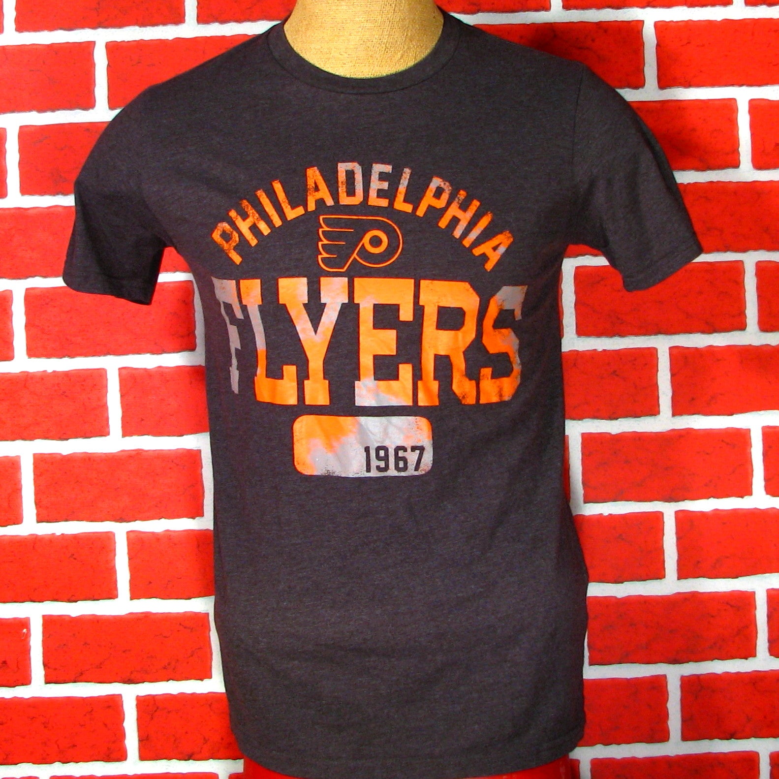 philadelphia flyers tee shirts