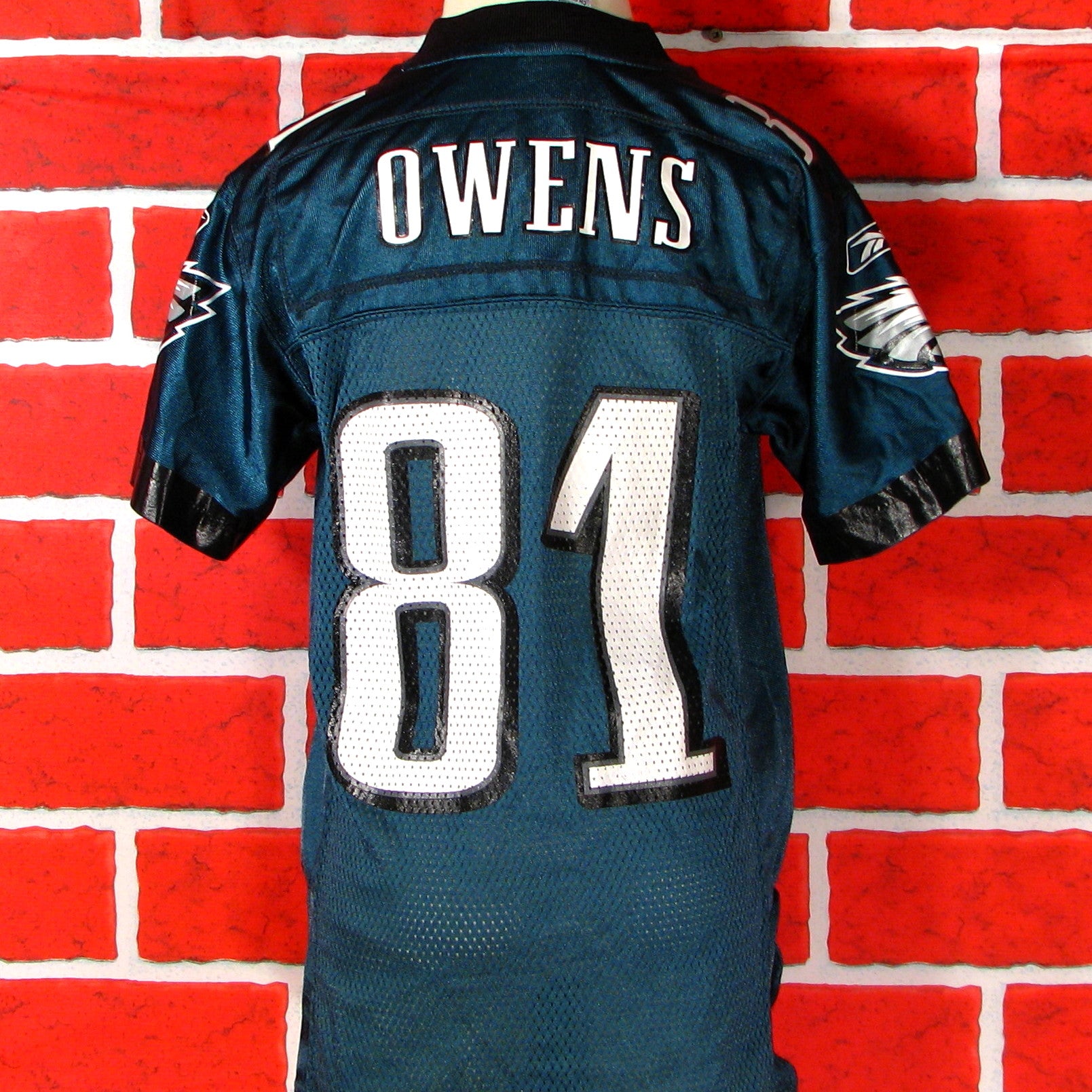 philadelphia eagles red jersey