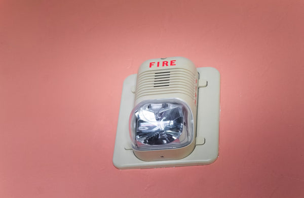 wall mounted smoke detector