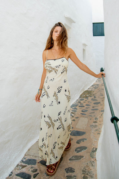 Maxi Dress – The Perfect Summer Fashion Style | Collective Dress