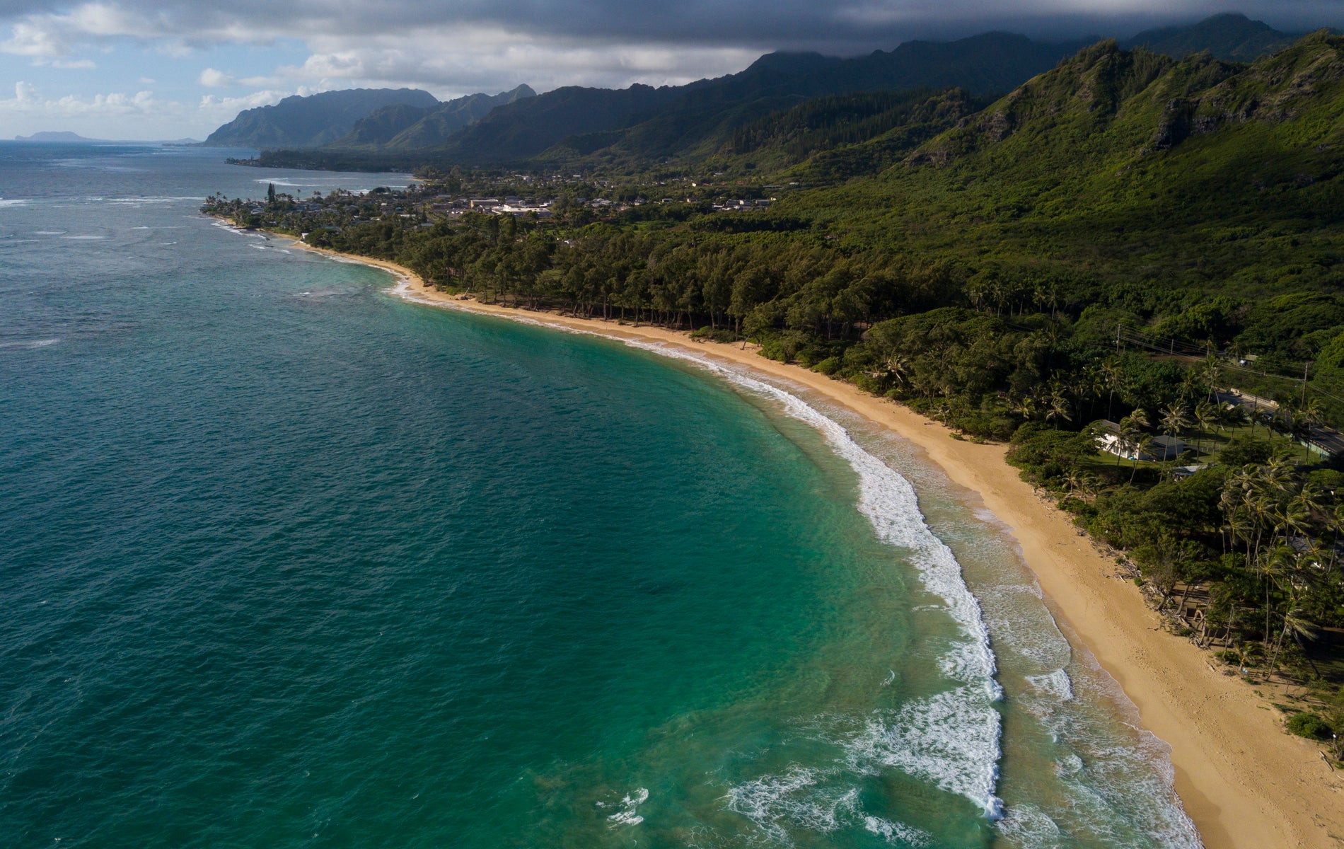 O'ahus East Side drone shot