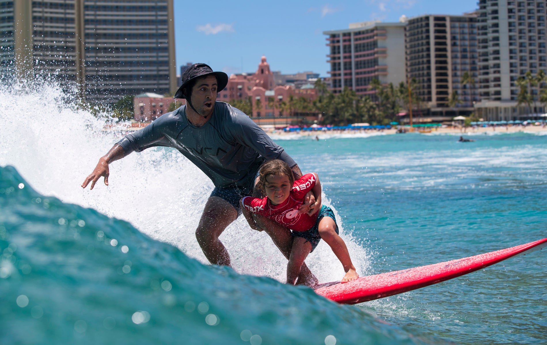 Billy and Lion Kemper compete in the FreeSurf Expression Session