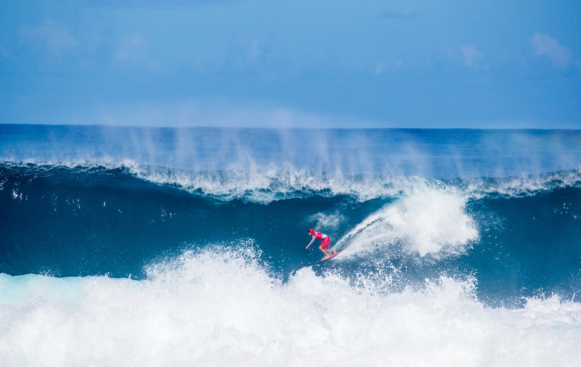 Joey Johnston competes in the Vans Pipemasters 2023