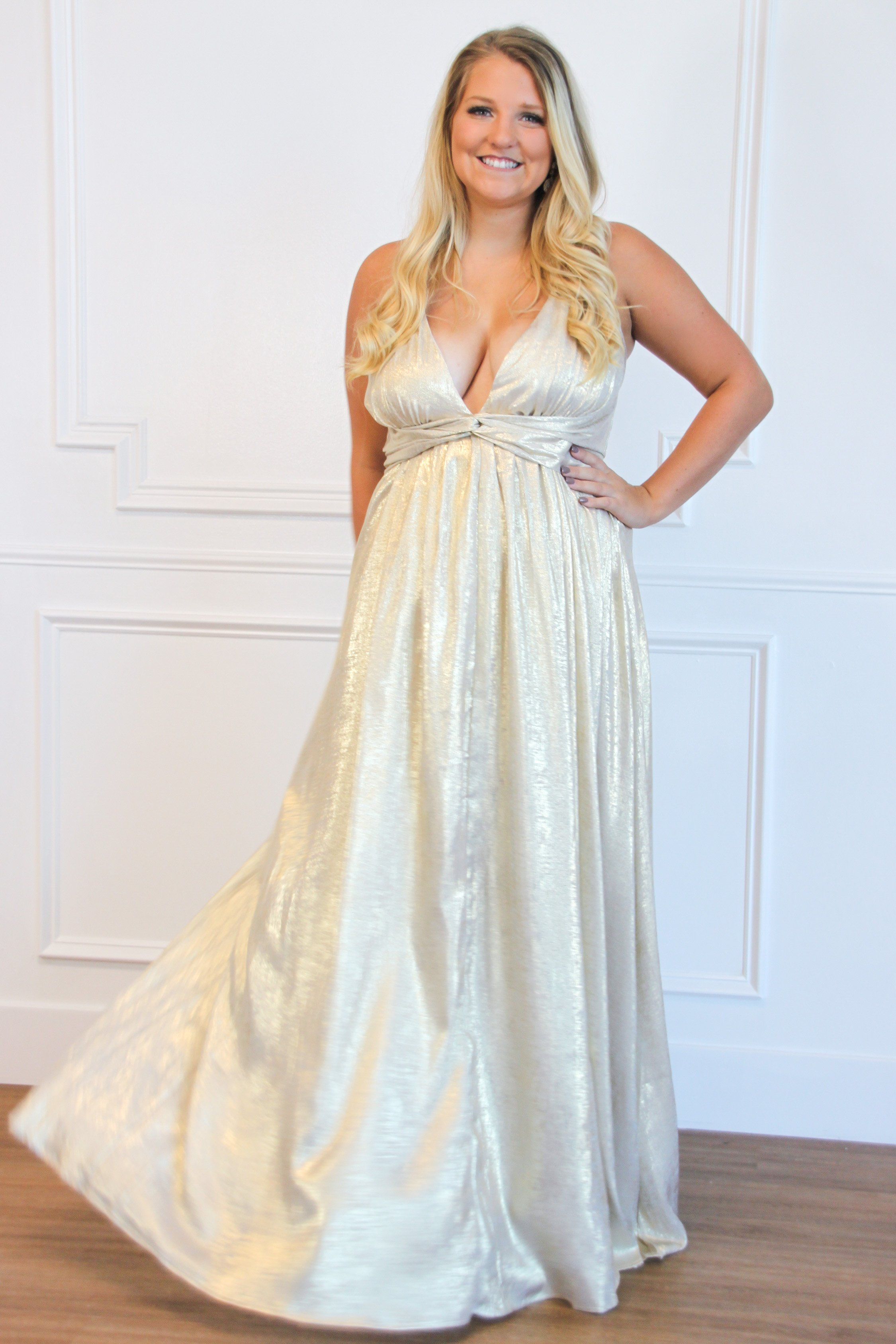 Shining Love Maxi Dress: Ivory/Gold