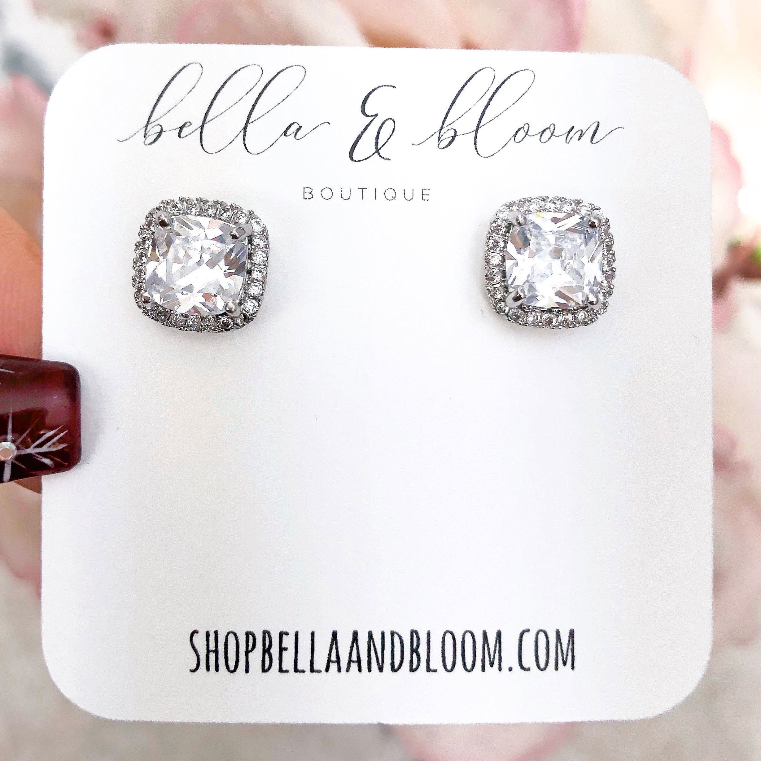 Square Stud Earrings: Silver