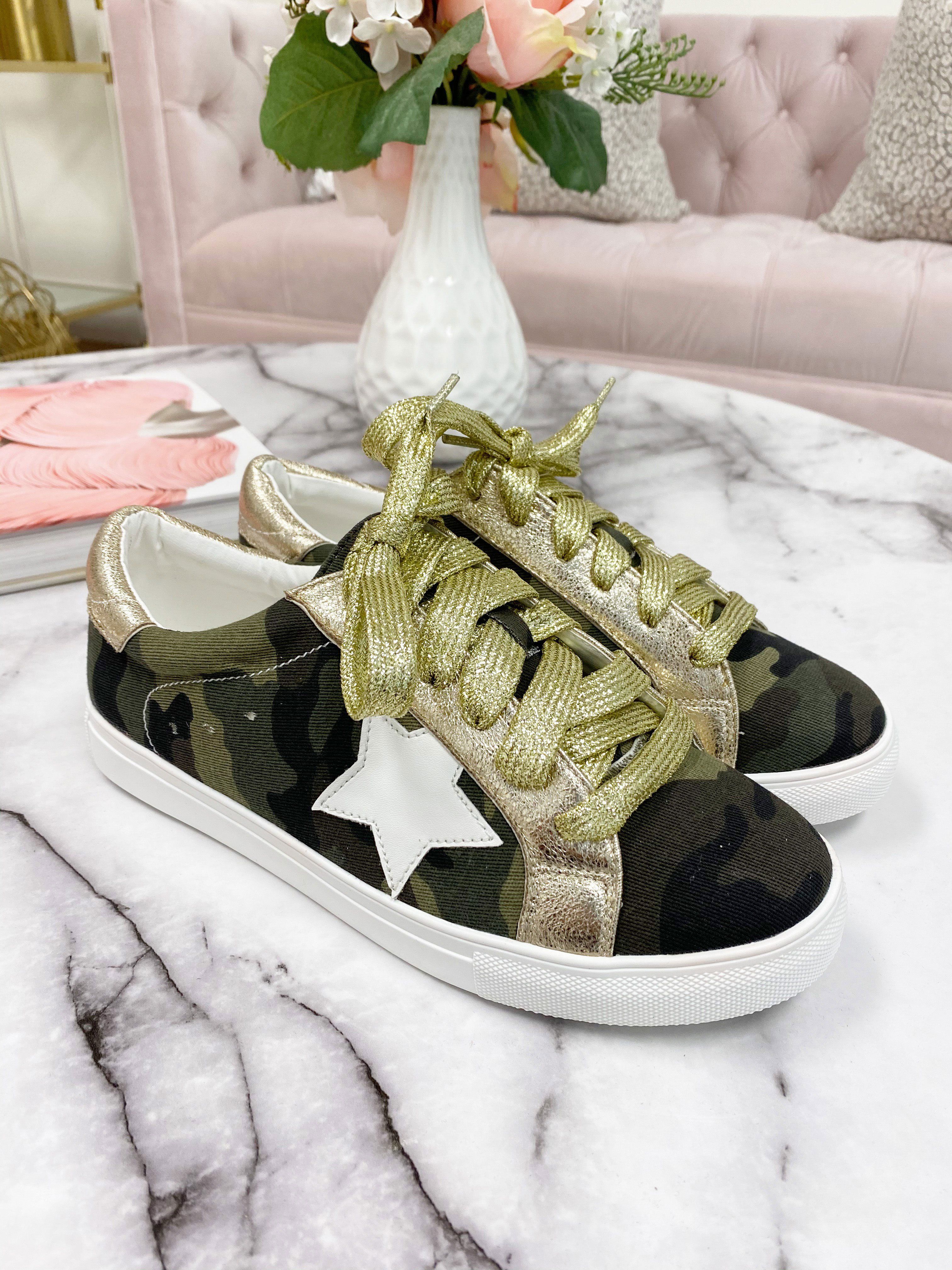 Metallic Star Sneakers: Camo