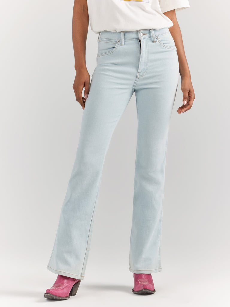 Women's Wrangler® Fierce Flare Jean in Sandshell