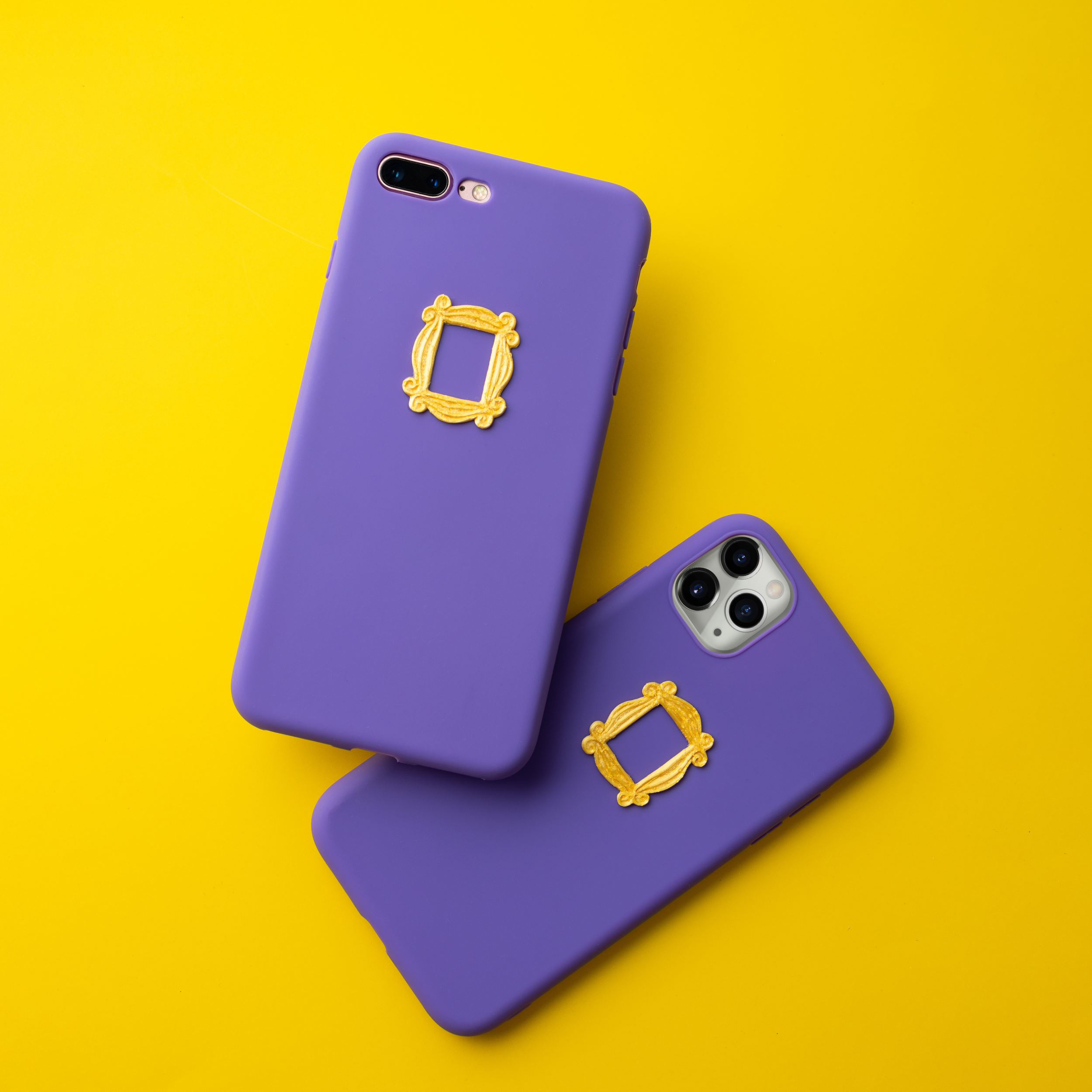 Download Actual 3d Friends Purple Door Monica S Door Gold Frame Iphone Case Casejungle