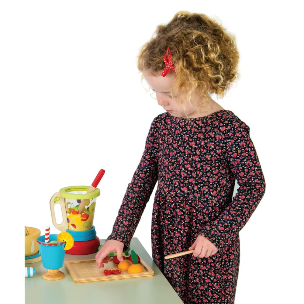 wooden smoothie maker toy