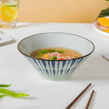 Tenmoku Shironagashi 54.1 oz Multi-Purpose Ramen Noodle Bowls with