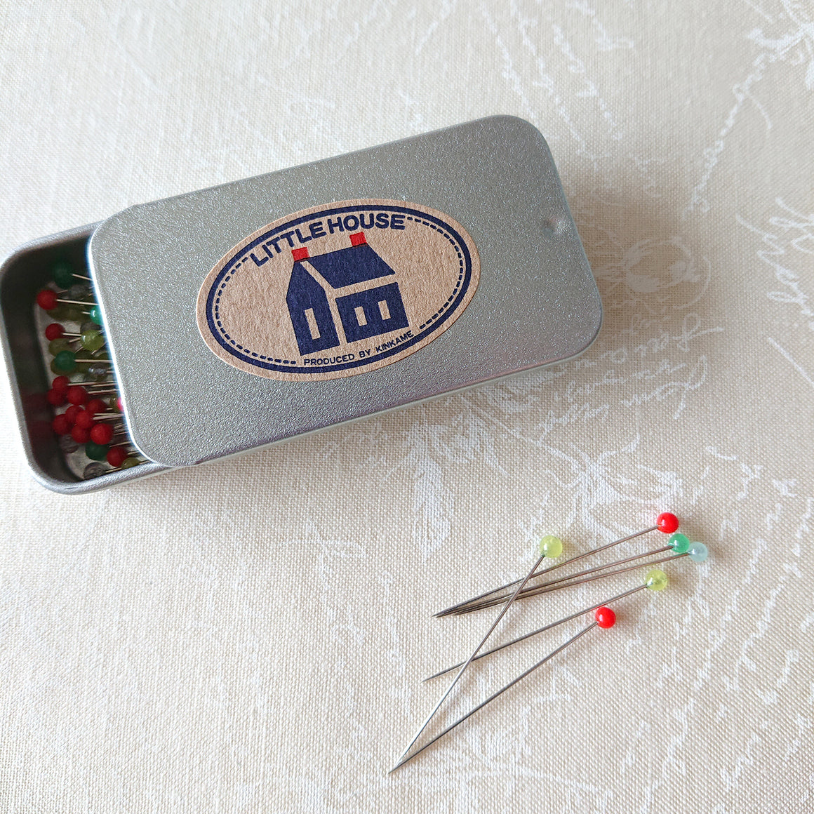 Little House Sewing Pins In The Tin Rose Garden Patchwork