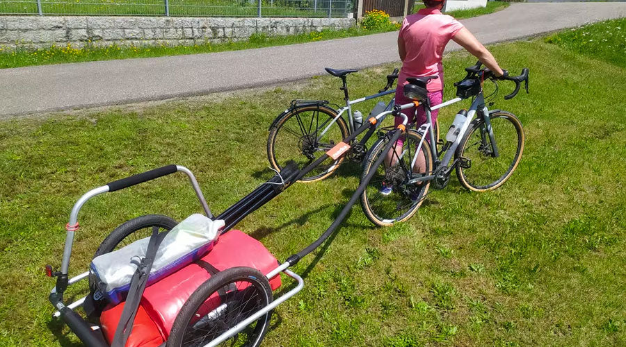 reacha bicycle trailer on electric road bike