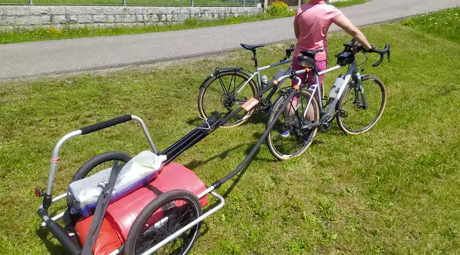 reacha fietsaanhanger aan elektrische racefiets