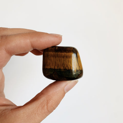 Tiger Eye Tumble Stone