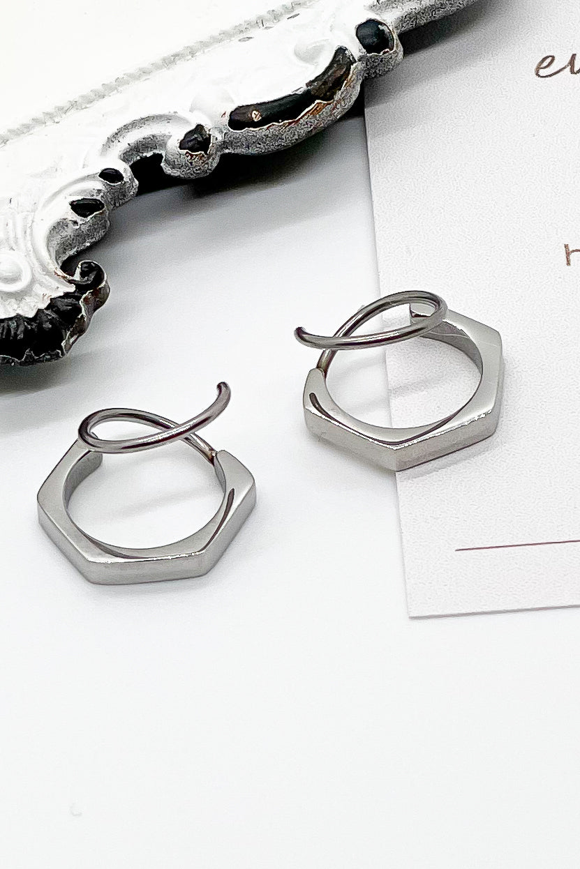 Silver Hoop - Double Twist Earrings | Salted Avenue