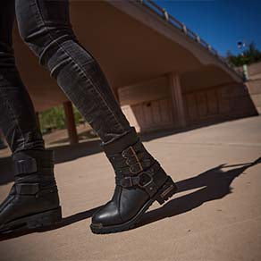 women-boots-masonry292-292-2