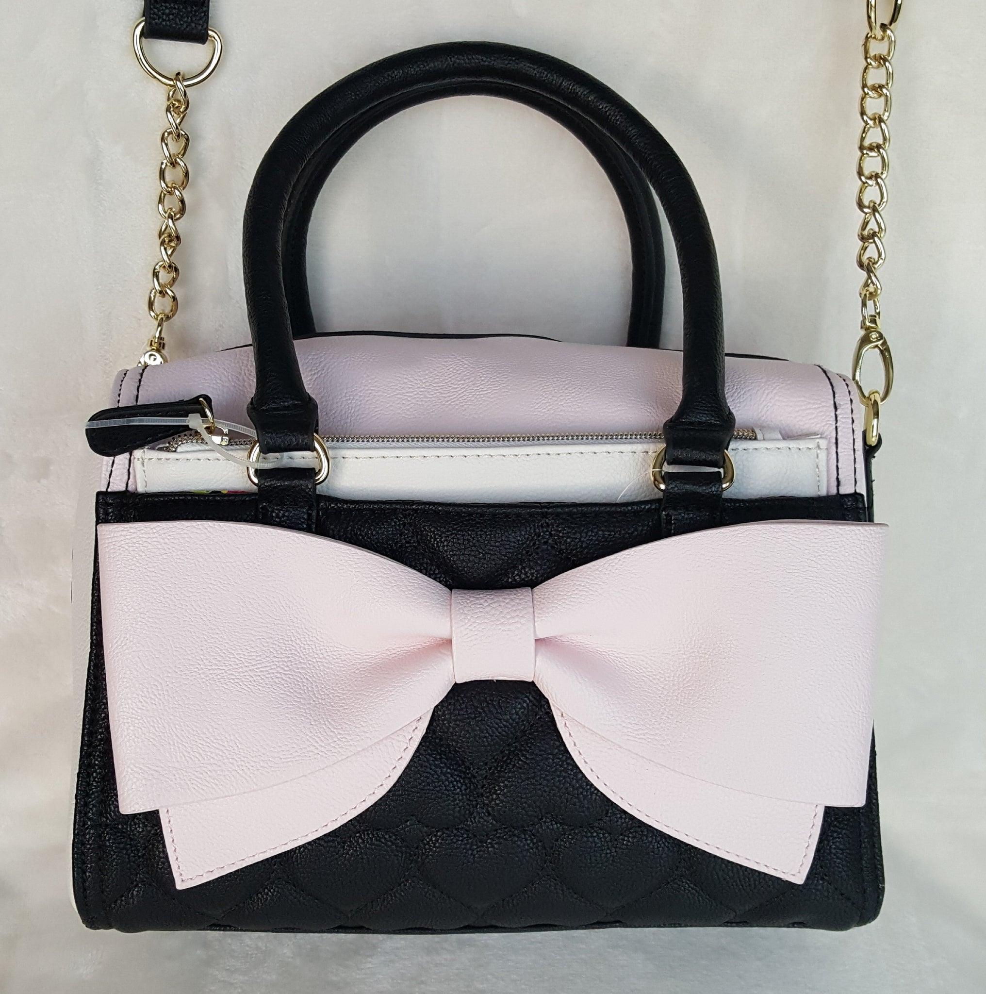 betsey johnson large bow satchel