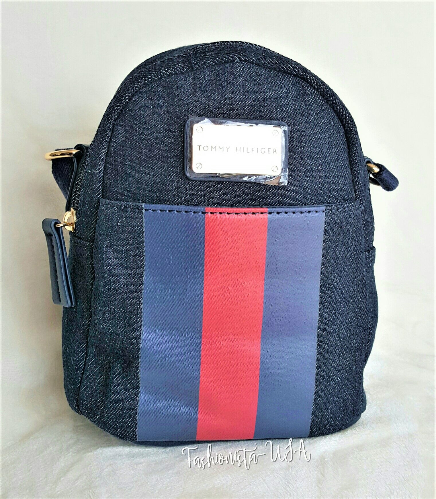 navy blue tommy hilfiger backpack