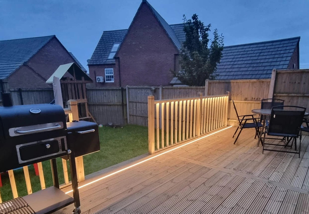 66a8a0d1563eb48da033ae01_6667116b65be55cd1d54741e_decking.webp__PID:9f8cb51e-028f-4e5f-b838-1b9ef433407b