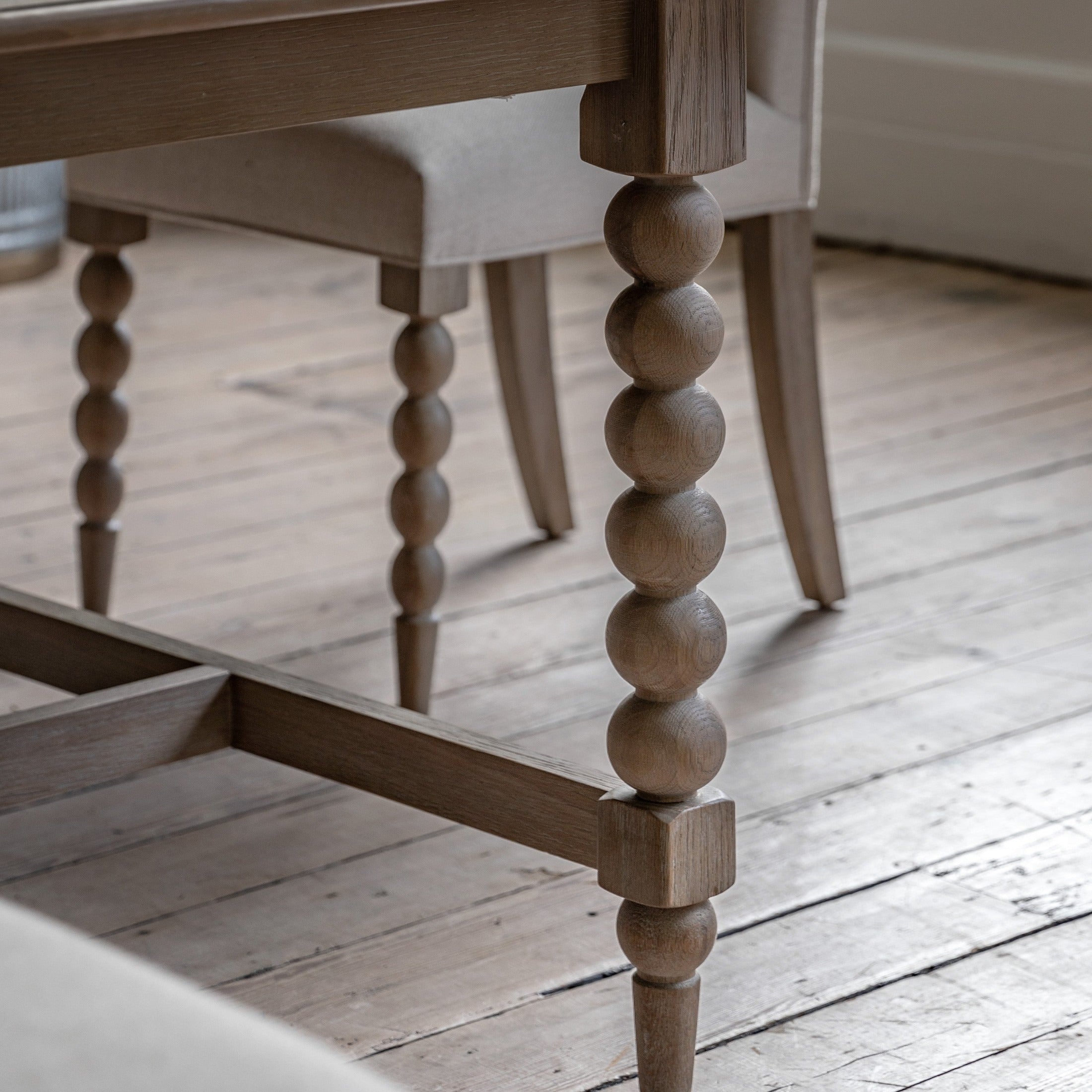 Product photograph of Olivia S Studio Abingdon Extendable Dining Table from Olivia's.