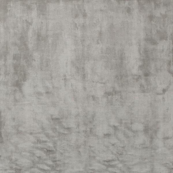Product photograph of Andrew Martin Aurum Rug Silver from Olivia's.
