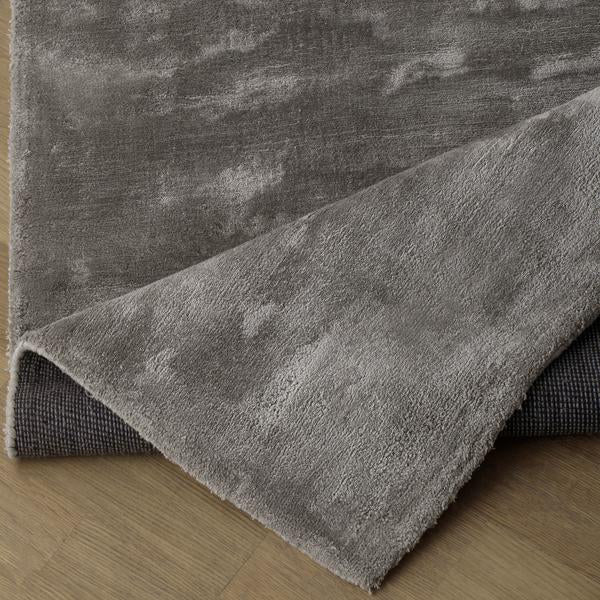 Product photograph of Andrew Martin Aurum Rug Silver 366 X 4 X 275cm from Olivia's.