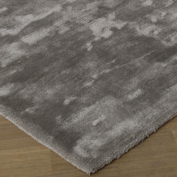 Product photograph of Andrew Martin Aurum Rug Silver 305 X 4 X 244cm from Olivia's.