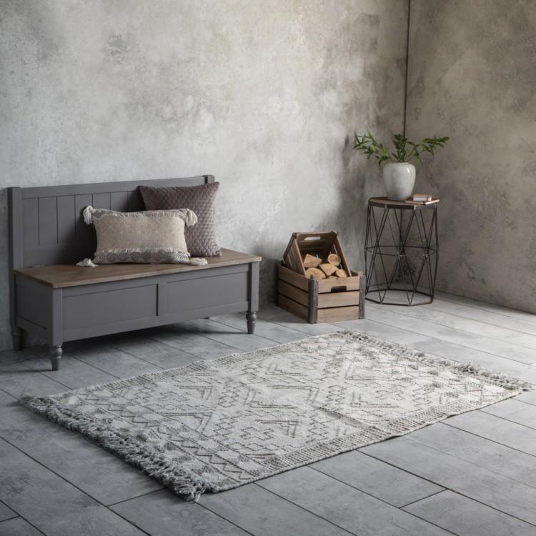 Gallery Direct Peru Tassled Texture Rug In Off White Grey