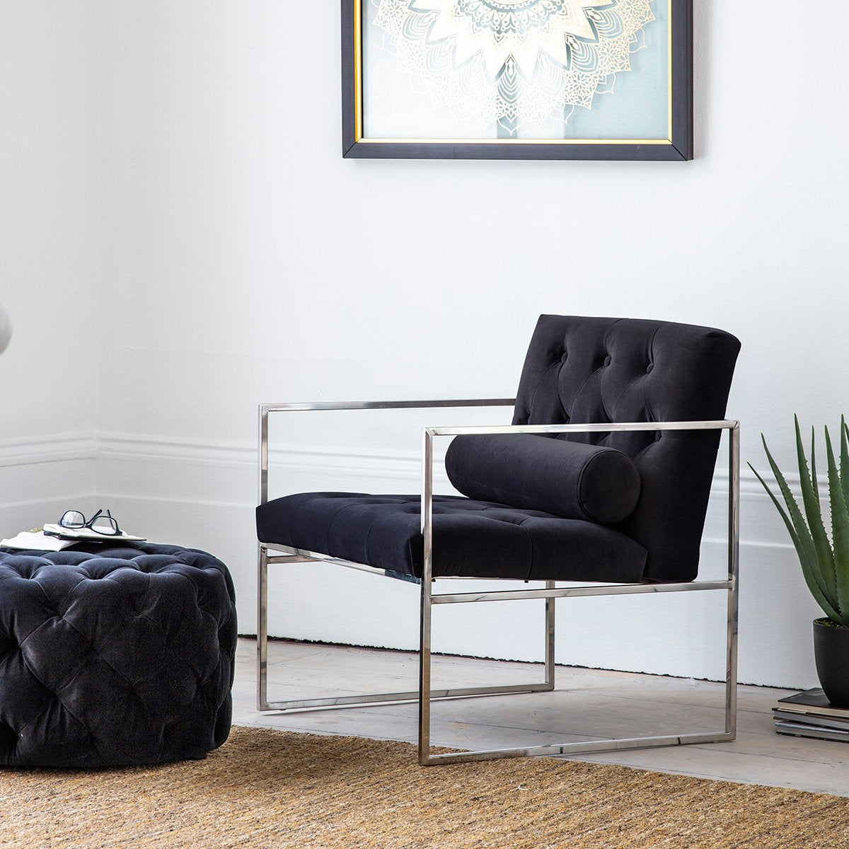 Hudson Living Sergio Velvet Occasional Chair Black