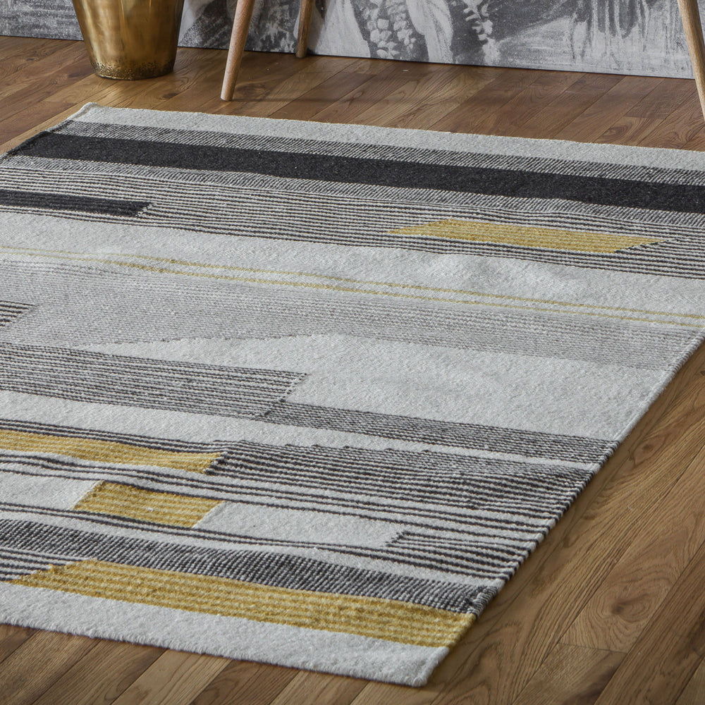 Product photograph of Gallery Interiors Ivverson Rug from Olivia's.