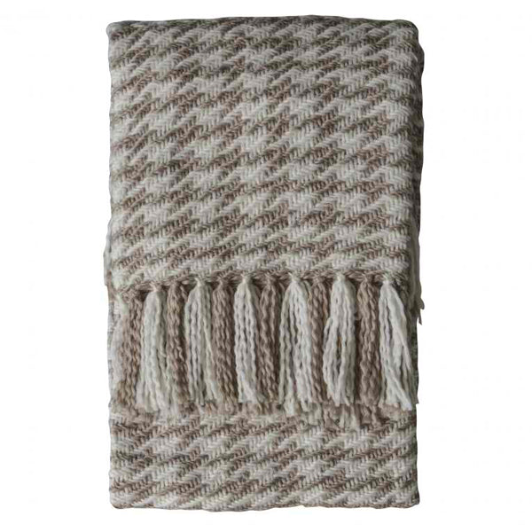 Gallery Direct Houndstooth Woven Throw In Oatmeal Cream