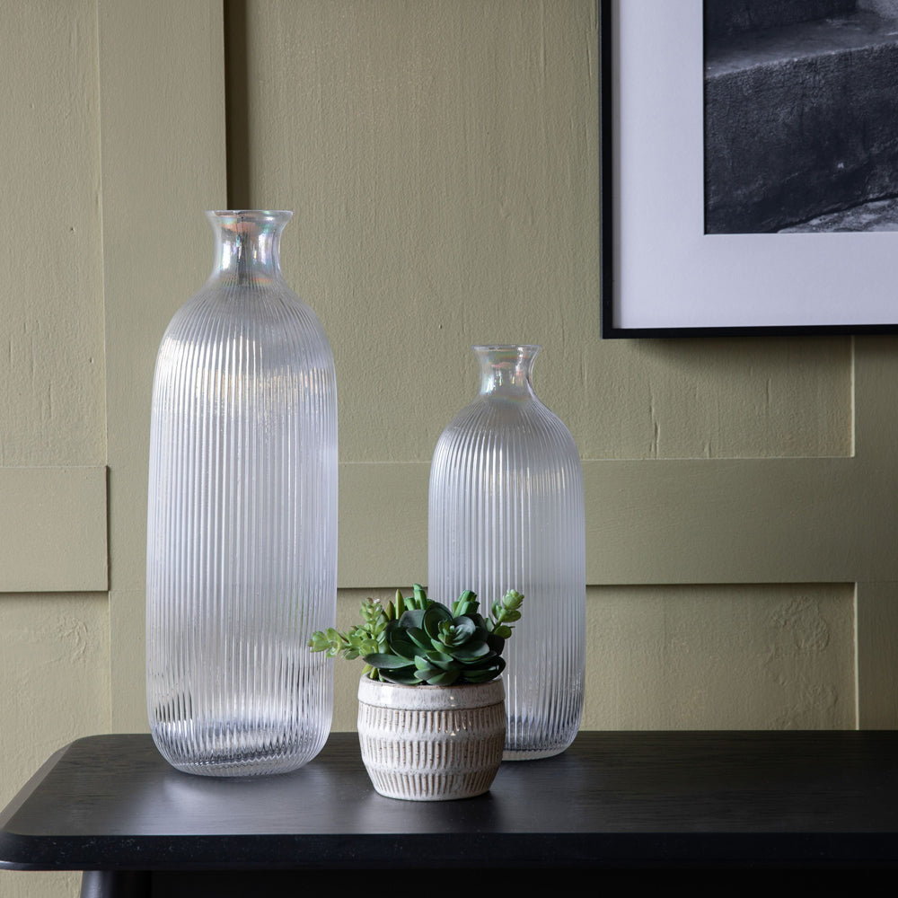 Product photograph of Gallery Interiors Kato Vase Clear Small from Olivia's.