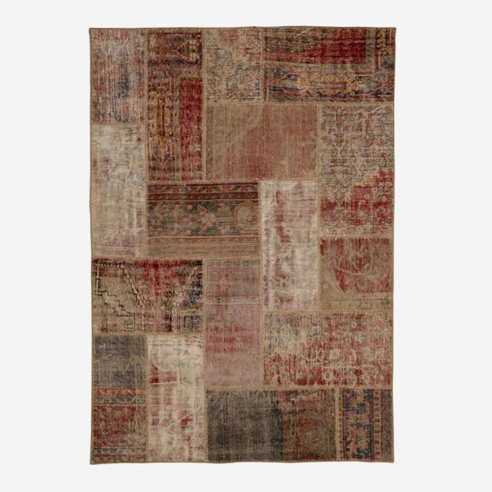 Product photograph of Andrew Martin Priya Rug Large from Olivia's.