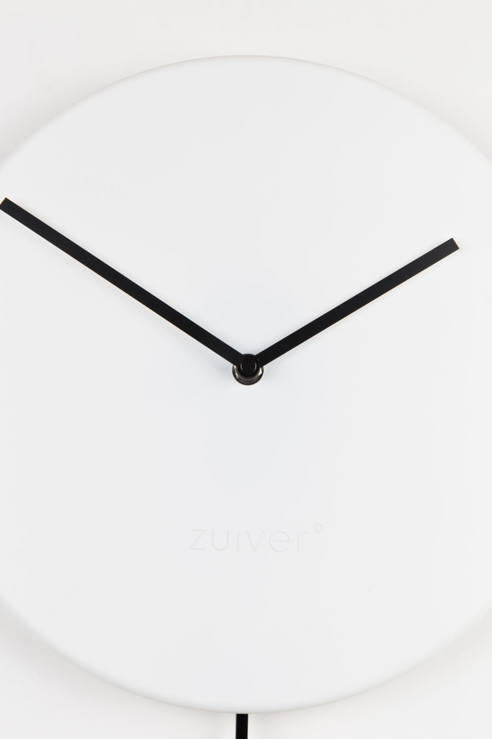 Product photograph of Zuiver Minimal Clock White from Olivia's.