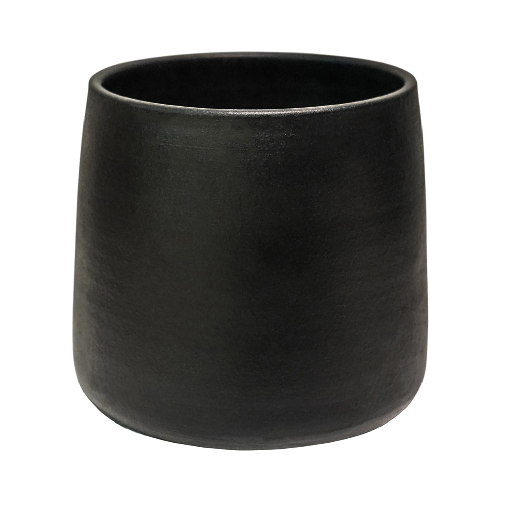 Product photograph of Ivyline Akemi Planter Carbon Black from Olivia's