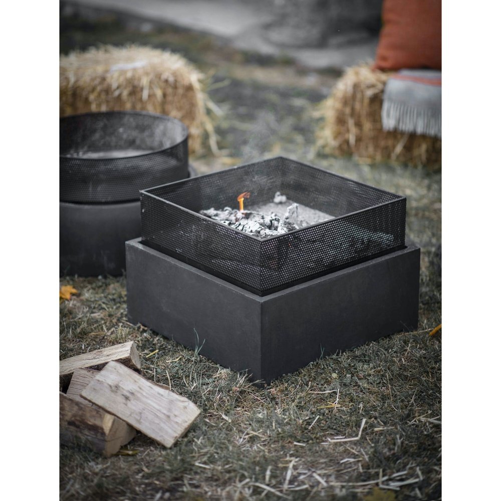 Product photograph of Garden Trading Lyneham Square Fire Pit from Olivia's.