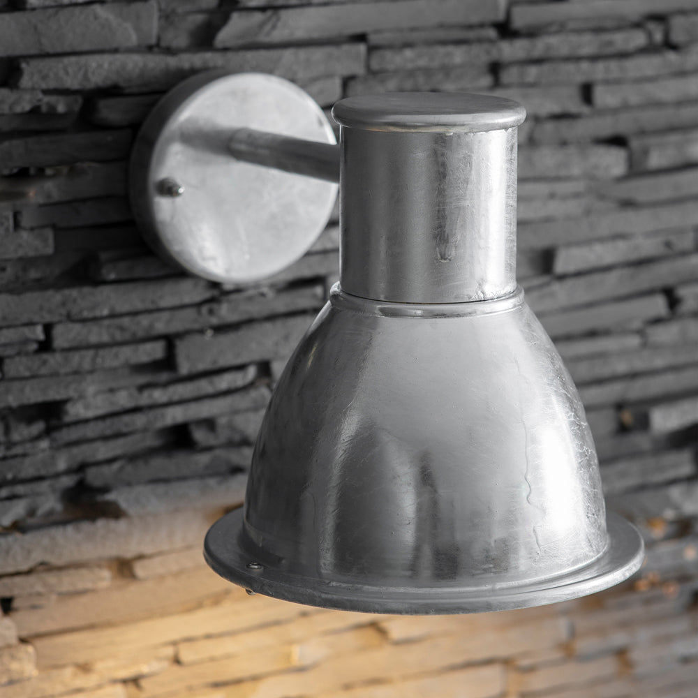 Product photograph of Garden Trading St Ives Outdoor Mini Bay Light - Galvanised Steel from Olivia's.