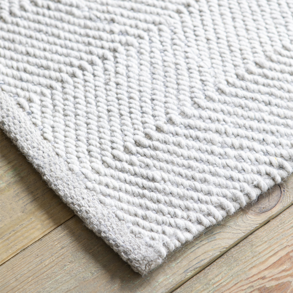 Product photograph of Garden Trading Ampney Rug 90 X 150cm In Wool Viscose from Olivia's.