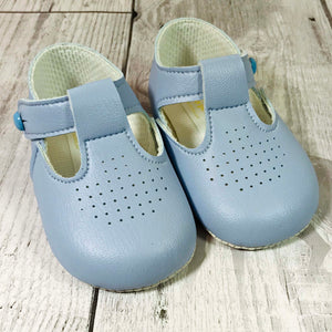 baby boy grey pram shoes