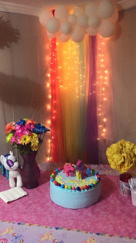 Cake Table with Fairy Lights - Fairy Light Decoration Ideas