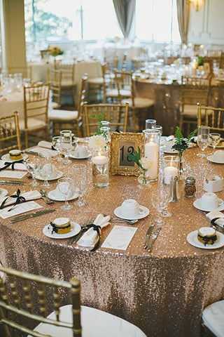 how to have a cheap wedding - sequin tablecloth and centerpiece