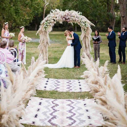 Simple Wedding Design - Feathers