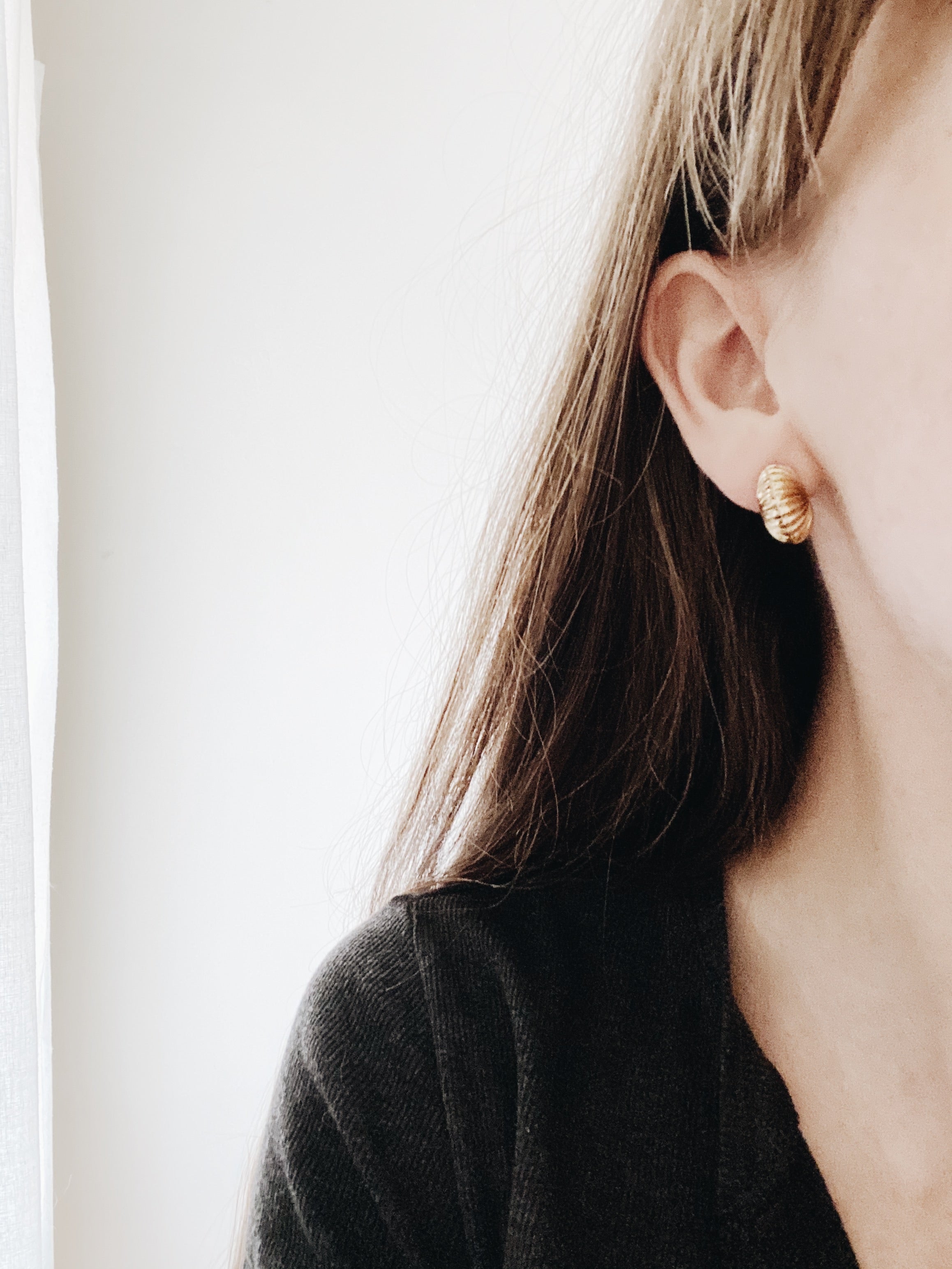 GOLD <BR> POST EARRINGS