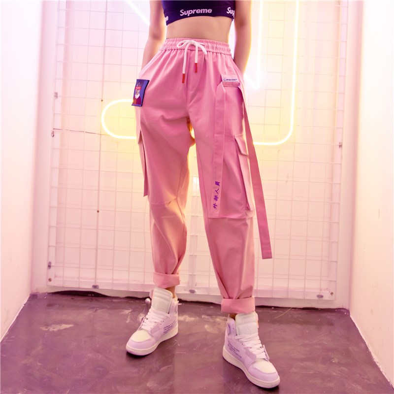 womens pink cargo pants